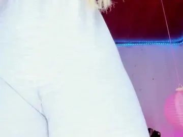 Shannon-kaneのBongacamsでアダルトカメラ配信