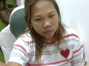 BunnygreenのBongacamsで無料ライブポルノ