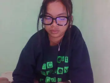 RIKEZのBongacamsで高画質ウェブカメラ