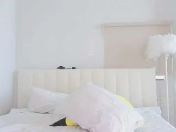 AkinastarのBongacamsでライブセックス映像