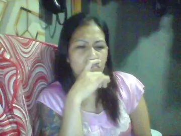 RarraのBongacamsでアダルトカメラ配信