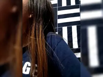 PempemlicioussのBongacamsでアダルトカメラ配信