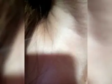 PempemlicioussのBongacamsでヌードカメラ