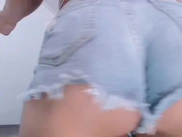 PurrrfectMikoのBongacamsで無料ライブポルノ