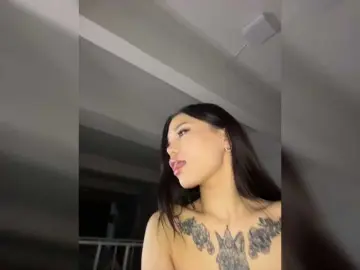 TumanANGELINAのBongacamsでライブセックス映像