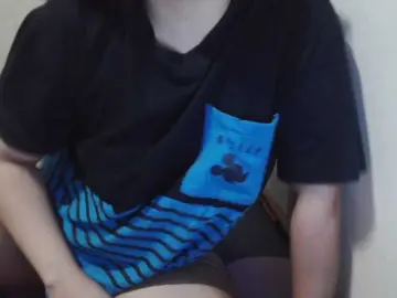 candyshaneのBongacamsで今すぐ視聴可能なセックスカム