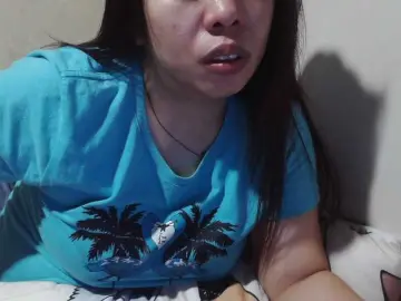 candyshaneのBongacamsで無料ポルノカメラ