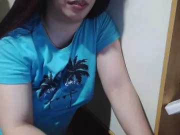 candyshaneのBongacamsで無料ポルノカメラ