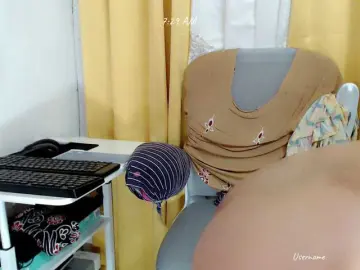 nemayhottitsのBongacamsで高画質ウェブカメラ