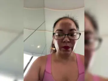 PadThaiのBongacamsでライブセックス映像