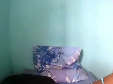 Elvia01のBongacamsで無料ライブポルノ