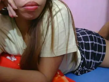 MysteriouslovelyのBongacamsで人気のアダルト配信