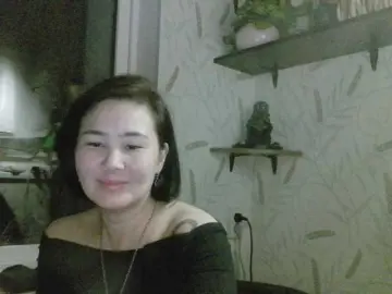 Nettie-AllieのBongacamsでライブチャット