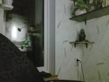 Nettie-AllieのBongacamsで無料ポルノカメラ