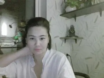 Nettie-AllieのBongacamsでセックスチャット