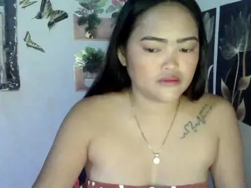 HotExoticAngelのBongacamsでセックスカメラ