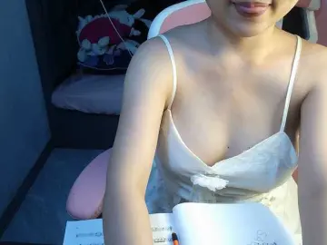 Julia98のBongacamsで最高のライブ配信