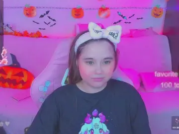 LittleKitsuneのBongacamsでライブセックス映像