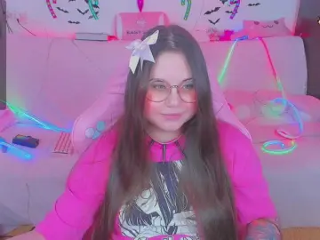 LittleKitsuneのBongacamsでセックスカメラ