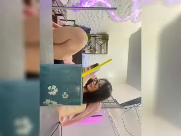 Uyennhi99のBongacamsで最高のライブ配信