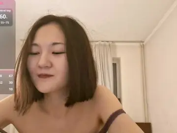 AraPfiefferのBongacamsでヌードカメラ