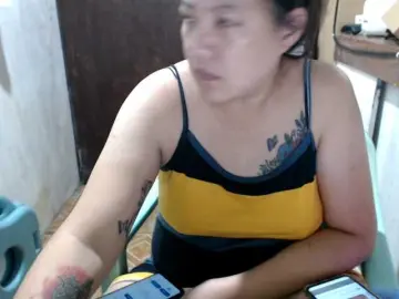 RoseSquirtのBongacamsでライブチャット