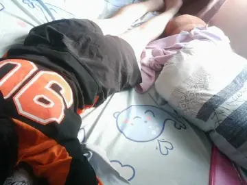YanhnhiのBongacamsでヌードカメラ