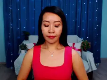 SarahsexygirlのBongacamsで人気のアダルト配信