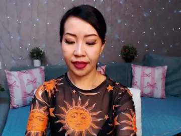 SarahsexygirlのBongacamsでセックスカメラ