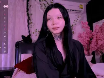 LeinboneのBongacamsでライブポルノ配信