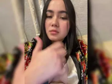 NosikkのBongacamsでセックスカメラ