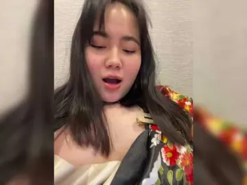 NosikkのBongacamsでアダルトビデオチャット