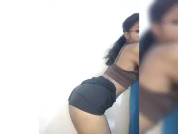 Maella22のBongacamsで無料ポルノカメラ