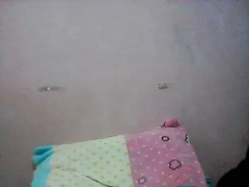 YourMochiiのBongacamsで人気のアダルト配信