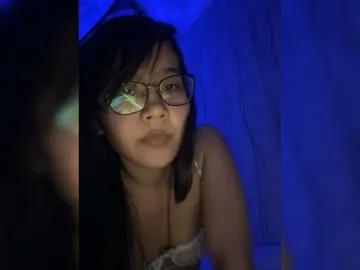 KurokissのBongacamsでライブポルノ配信