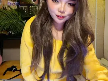 foxsusuのBongacamsで無料ライブポルノ