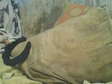 NaughtyWetPieXxのBongacamsで今すぐ視聴可能なセックスカム