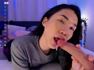 Divine-MadnessのBongacamsで無料ポルノカメラ