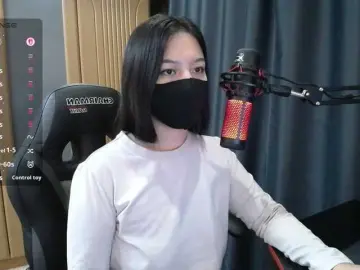 Aya-のBongacamsで人気のアダルト配信