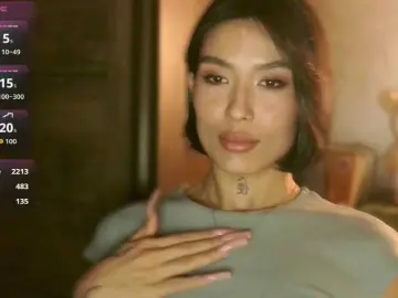 JulieTurnerのBongacamsで無料ポルノカメラ