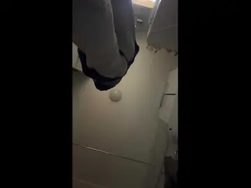 Sheytan3のBongacamsで無料ライブポルノ