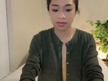 athena-thのBongacamsでセックスチャット