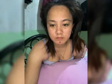 Gelliana30のBongacamsでヌードカメラ