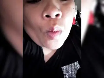 KyreneのBongacamsで高画質ウェブカメラ