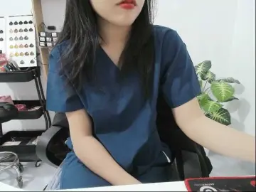 Mimi204のBongacamsでヌードカメラ