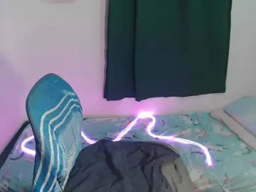 EnchantressxxshairaのBongacamsで高画質ウェブカメラ