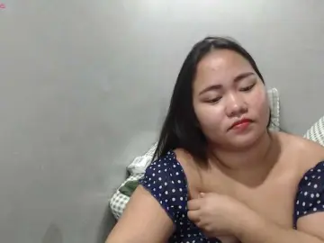 BubbleButtPinayのBongacamsでアダルトカメラ配信