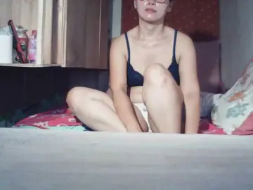 Darlin30のBongacamsで無料ポルノカメラ