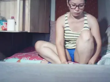 Darlin30のBongacamsで人気のアダルト配信