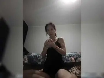 ManamyのBongacamsでライブチャット